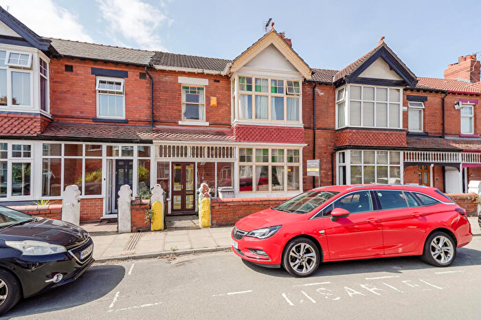 4 Bedroom Terraced House For Sale In Manor Road, Hoylake, Wirral, CH47