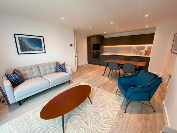 2 Bedroom Flat To Rent In Silvercroft Street, Manchester, M15