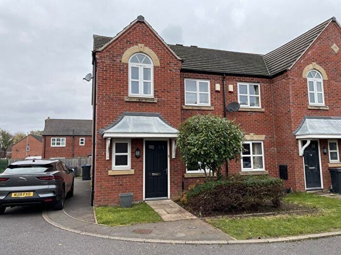 3 Bedroom Semi-Detached House To Rent In Johnson Close, Hinckley, LE10