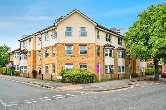 1 Bedroom Flat For Sale In Strathmore Avenue, Luton, Bedfordshire, LU1