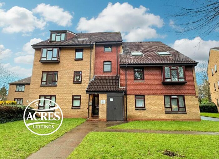 2 Bedroom Maisonette For Sale In Swan Gardens, Birmingham, B23