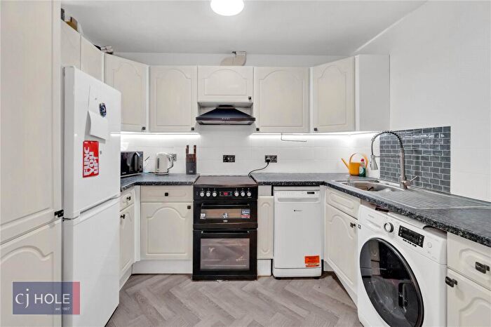 2 Bedroom Apartment To Rent In Filton Road, Horfield, Bristol, BS7