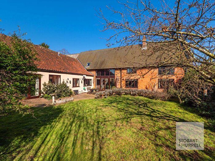 4 Bedroom Barn Conversion For Sale In Church Barn, Gt. Hautbois Road, Coltishall, Norfolk, NR12