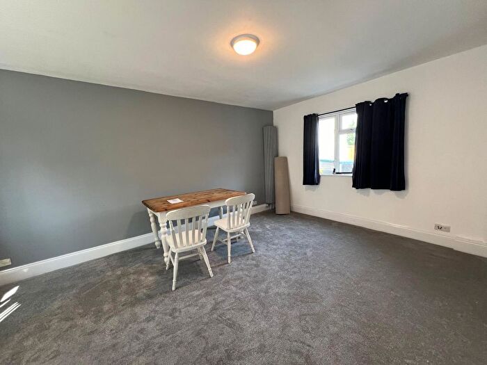 3 Bedroom Semi-Detached House To Rent In West Road, Chadwell Heath, Romford, RM6