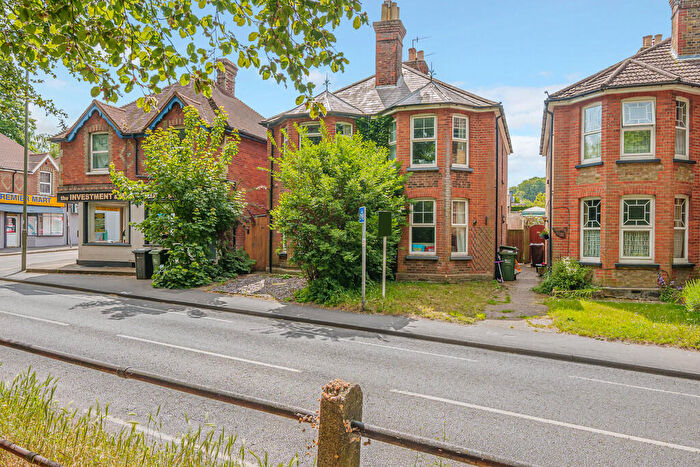 3 Bedroom Semi-Detached House To Rent In Epsom Road, Guildford, GU1