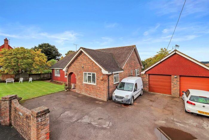 3 Bedroom Detached Bungalow For Sale In Windmill Hill, Hailsham, BN27