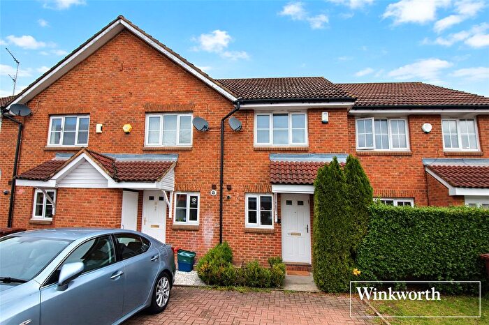 2 Bedroom Terraced House For Sale In Kensington Way, Borehamwood, Hertfordshire, WD6