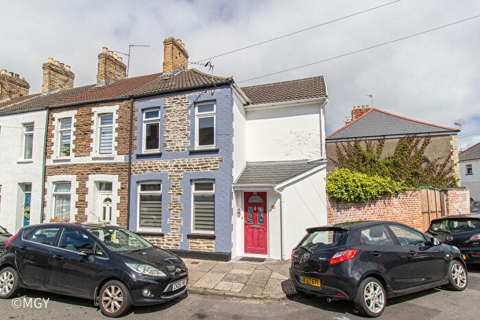 3 Bedroom End Of Terrace House To Rent In Dorset Street, Grangetown, Cardiff, CF11