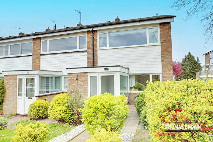 2 Bedroom End Of Terrace House For Sale In Ferndown Avenue, Orpington, BR6