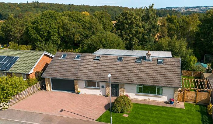 5 Bedroom Detached House For Sale In Derwin Avenue, Stocksmoor, Huddersfield, HD4