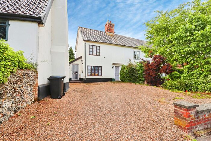 2 Bedroom Cottage For Sale In Mount Street, Diss, IP22