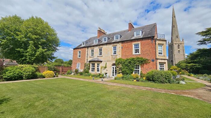 2 Bedroom Apartment For Sale In Rectory Court, Bottesford, NG13