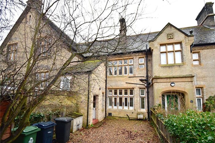 2 Bedroom Terraced House To Rent In St Marks Church, Barton Road, Cambridge, CB3