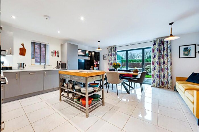 4 Bedroom Detached House For Sale In Chestnut Drive, Elswick, Preston, Lancashire, PR4