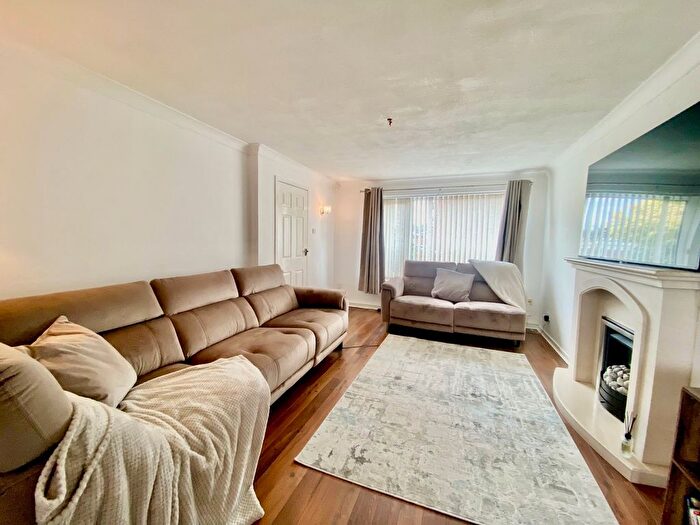 3 Bedroom Property To Rent In Rydal Avenue, Preston, PR5