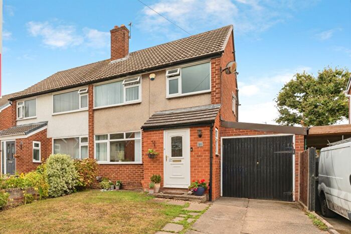 3 Bedroom Semi-Detached House For Sale In Windways, Little Sutton, Ellesmere Port, CH66