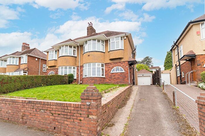 3 Bedroom Semi-Detached House For Sale In Melfort Road, Newport, NP20