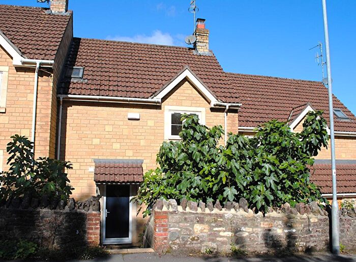 3 Bedroom Terraced House For Sale In *** Bedroom Family Home Available Vacant Now With No Chain ***, BA3