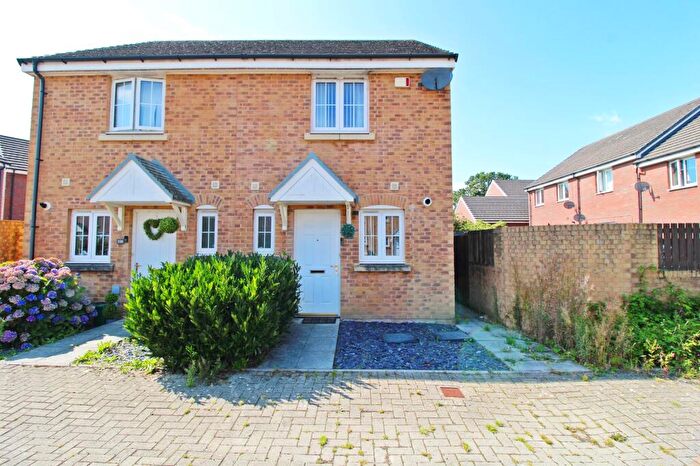 2 Bedroom Semi-Detached House For Sale In Dyffryn Y Coed, Church Village, Pontypridd, Rhondda Cynon Taff., CF38