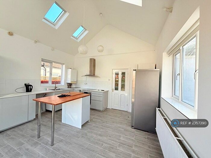 4 Bedroom Bungalow To Rent In Woodlands Park Villas, North Gosforth, Newcastle Upon Tyne, NE13