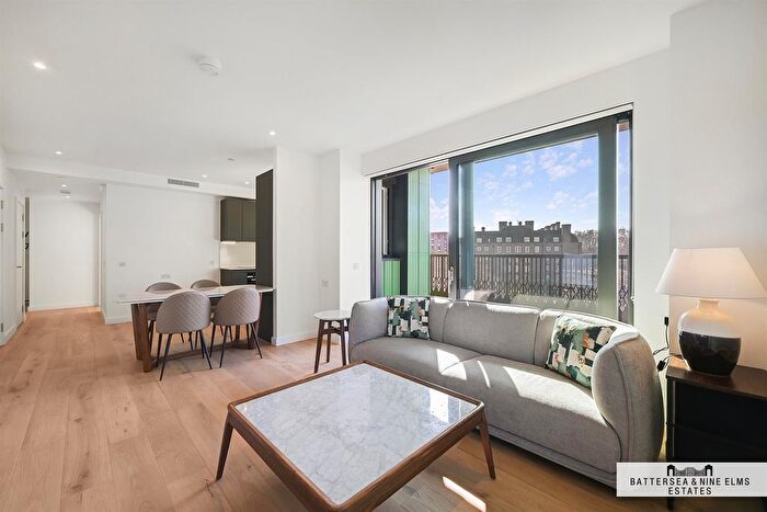 3 Bedroom Flat To Rent In Sutherland Apartments, Ebury Bridge Road, SW1W