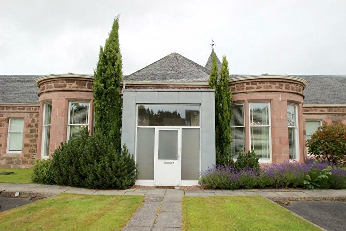 3 Bedroom Apartment To Rent In West Wing, Westercraigs, Inverness, IV3