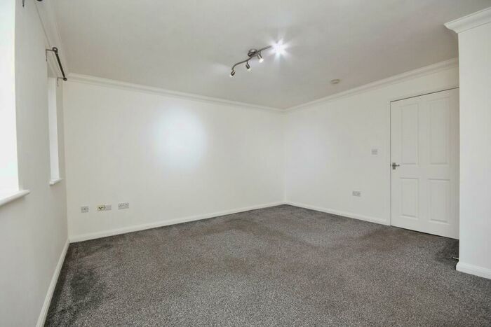 2 Bedroom Apartment To Rent In The Yard, Braintree, CM7