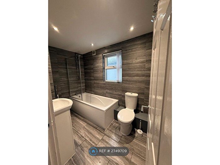 3 Bedroom Terraced House To Rent In Burns Street, Bootle, L20