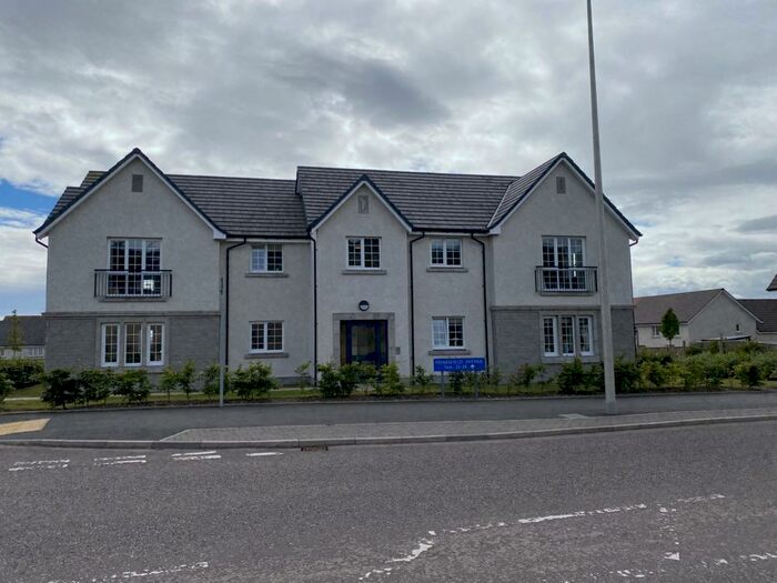 2 Bedroom Flat To Rent In Friarsfield Avenue, Cults, Aberdeen, AB15