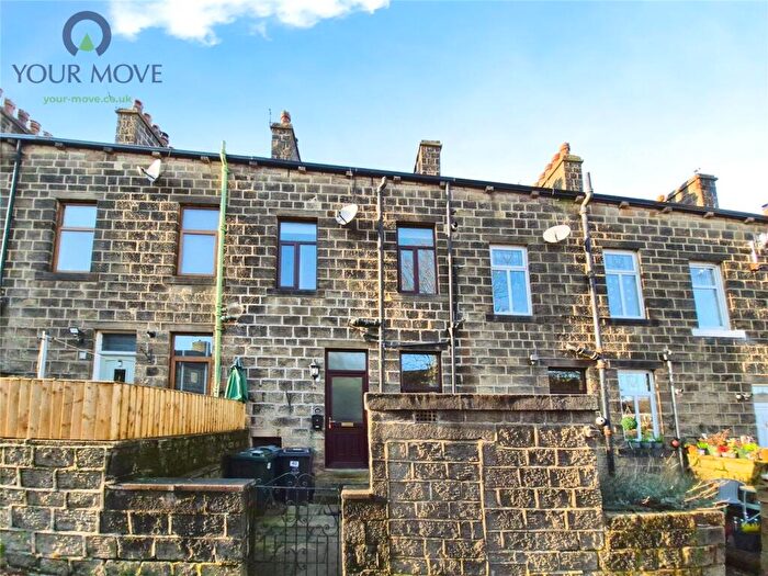 3 Bedroom Terraced House To Rent In Queen Street, Steeton, Keighley, West Yorkshire, BD20