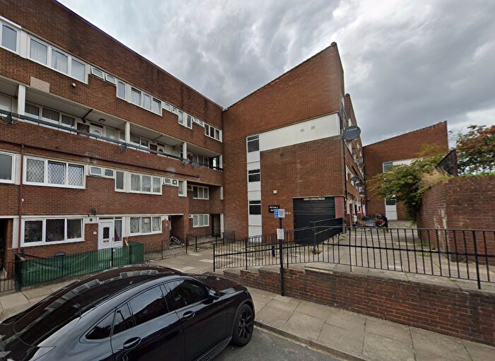 3 Bedroom Maisonette To Rent In Nectarine Way, London, SE13