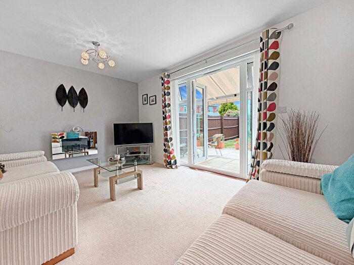 3 Bedroom Detached House For Sale In Caerphilly, CF83