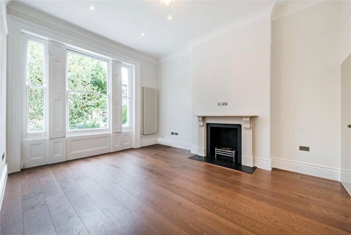 2 Bedroom Flat To Rent In Thurlow Road, Hampstead, NW3