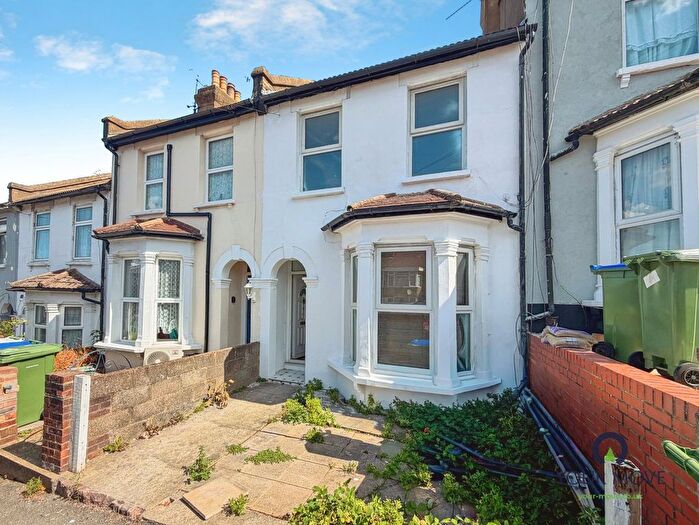 3 Bedroom Terraced House To Rent In Gladeswood Road, Belvedere, DA17