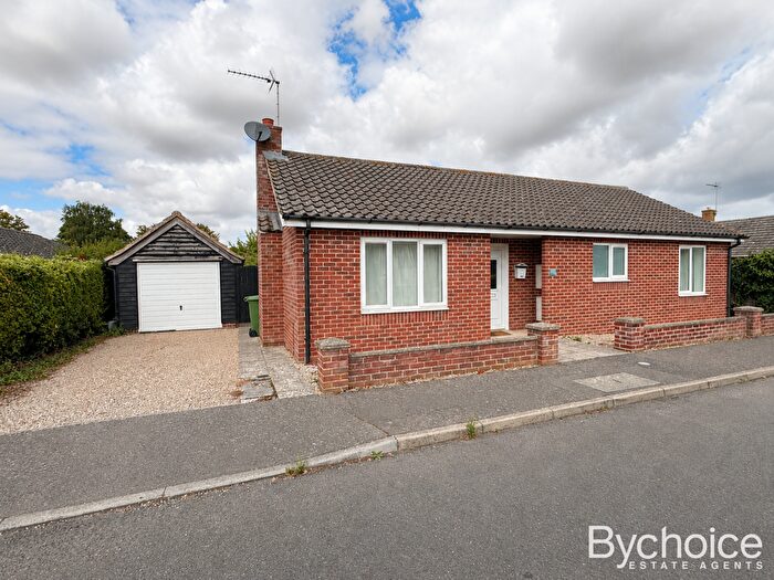 2 Bedroom Detached Bungalow To Rent In Castle Road, Hadleigh, IP7