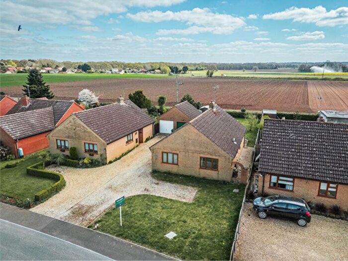 3 Bedroom Detached Bungalow For Sale In East Winch, PE32