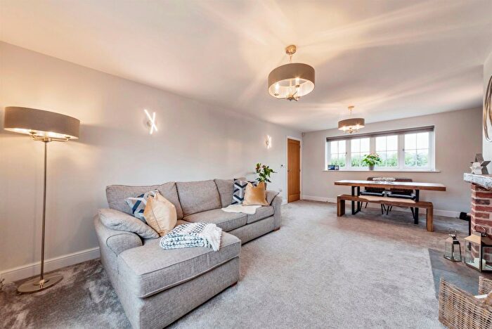 3 Bedroom Detached House For Sale In Brotts Road, Normanton-On-Trent, Newark, NG23