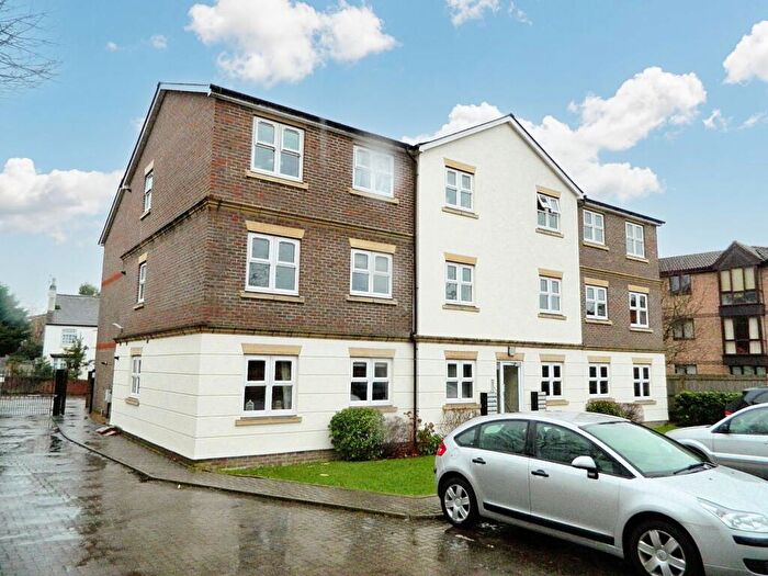 2 Bedroom Apartment To Rent In Brighton Road, Bridgestone Place, RH13