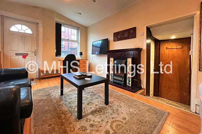 1 Bedroom Flat To Rent In A Burley Lodge Road, Leeds, LS6