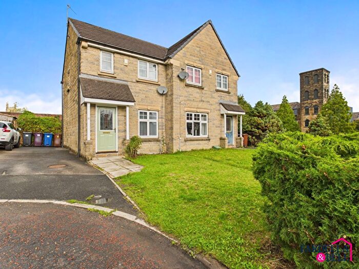 2 Bedroom Semi-detached House For Sale In Lisbon Drive, Burnley, BB11