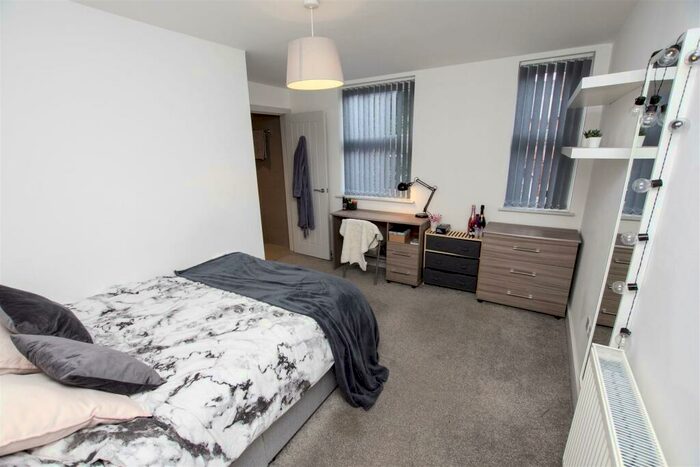 7 Bedroom House To Rent In Tiverton Road, Birmingham, B29