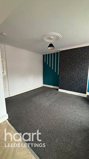 3 Bedroom Terraced House To Rent In Stanley Road, Leeds, LS9