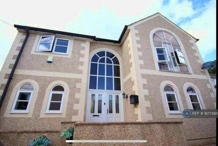 4 Bedroom Detached House To Rent In Capel Y Ffynnon, Bryn Pydew, Llandudno Junction, LL31