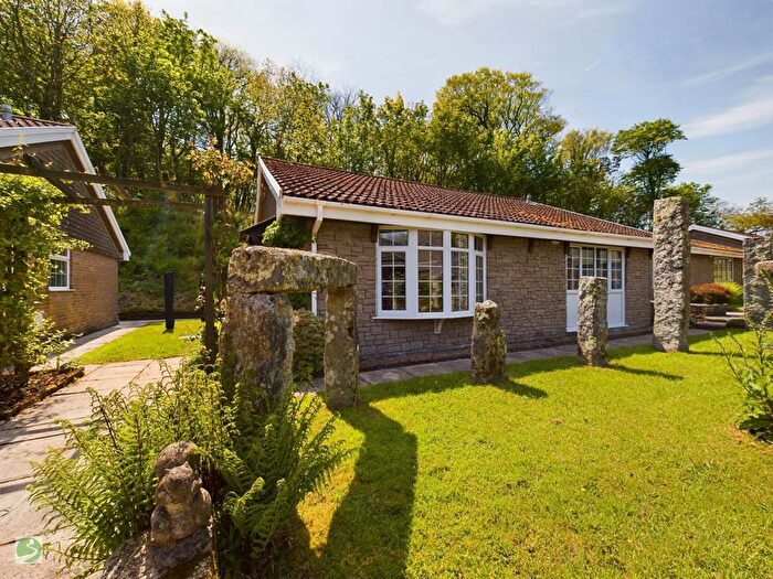 2 Bedroom Semi-Detached Bungalow For Sale In Granite Henge, Trelawne Cross, PL13