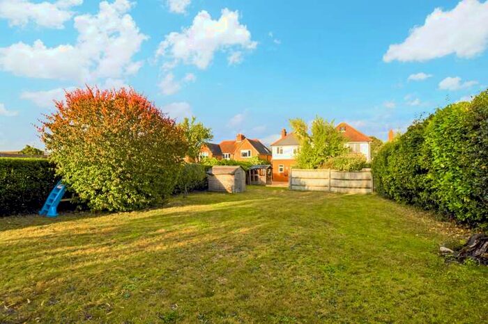 3 Bedroom Detached House To Rent In Send Barns Lane, Send, Surrey, GU23