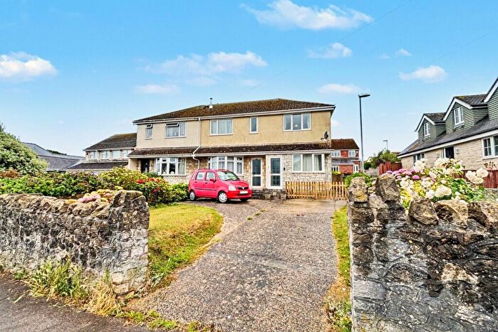 2 Bedroom Flat For Sale In Wyke Regis, DT4