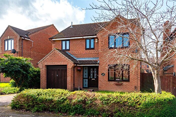 4 Bedroom Detached House For Sale In Protheroe Field, Old Farm Park, Milton Keynes, Buckinghamshire, MK7