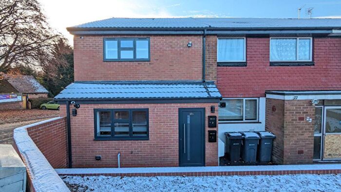2 Bedroom Flat To Rent In Stonehouse Lane, Harborne, Birmingham, B32