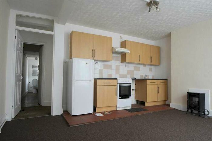 1 Bedroom Flat To Rent In St Marys Road, Hastings, TN34