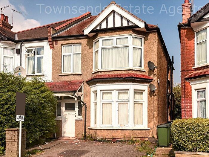 2 Bedroom Flat To Rent In Pinner Road, Harrow, HA1